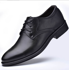 Black Shoes With Pointed Toe For Men