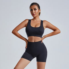 Women's Seamless Yoga Set: Vest, Shorts